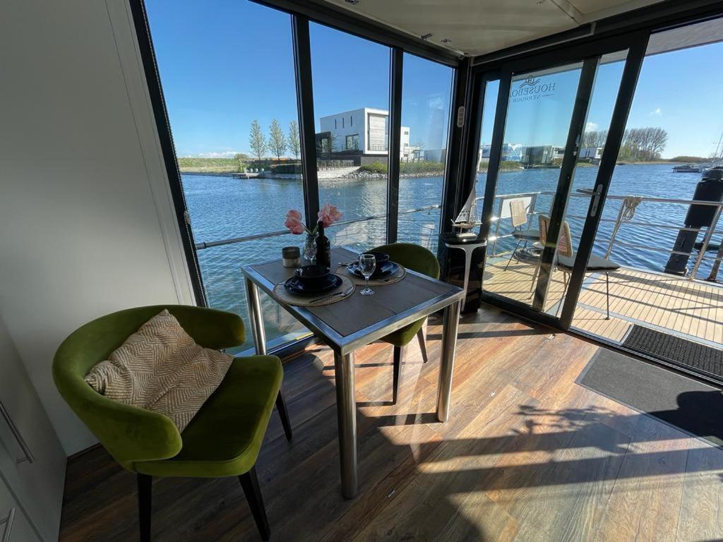 Houseboat Kamperland 호텔 외부 사진
