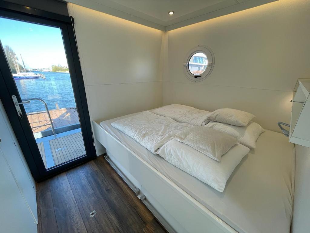 Houseboat Kamperland 호텔 외부 사진