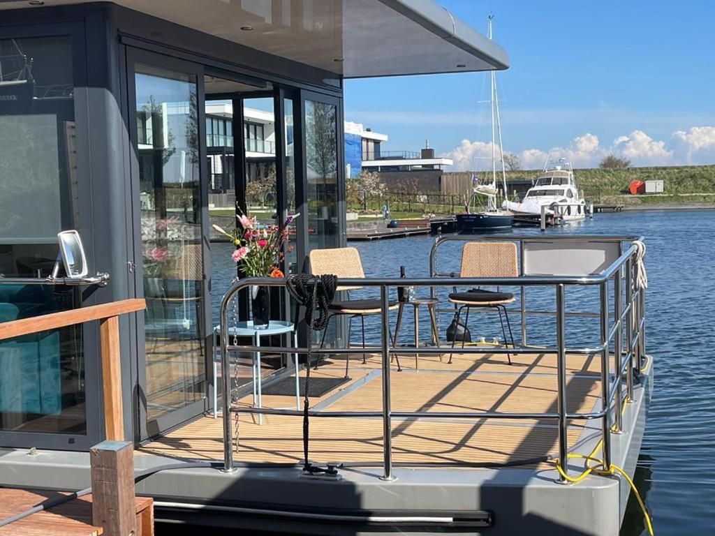 Houseboat Kamperland 호텔 외부 사진